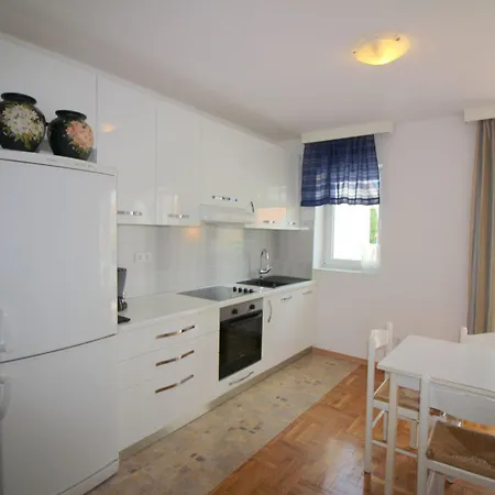 Helles Nur 350 Meter Zum Mit Privatem Balkon Und Meerblick アパート *